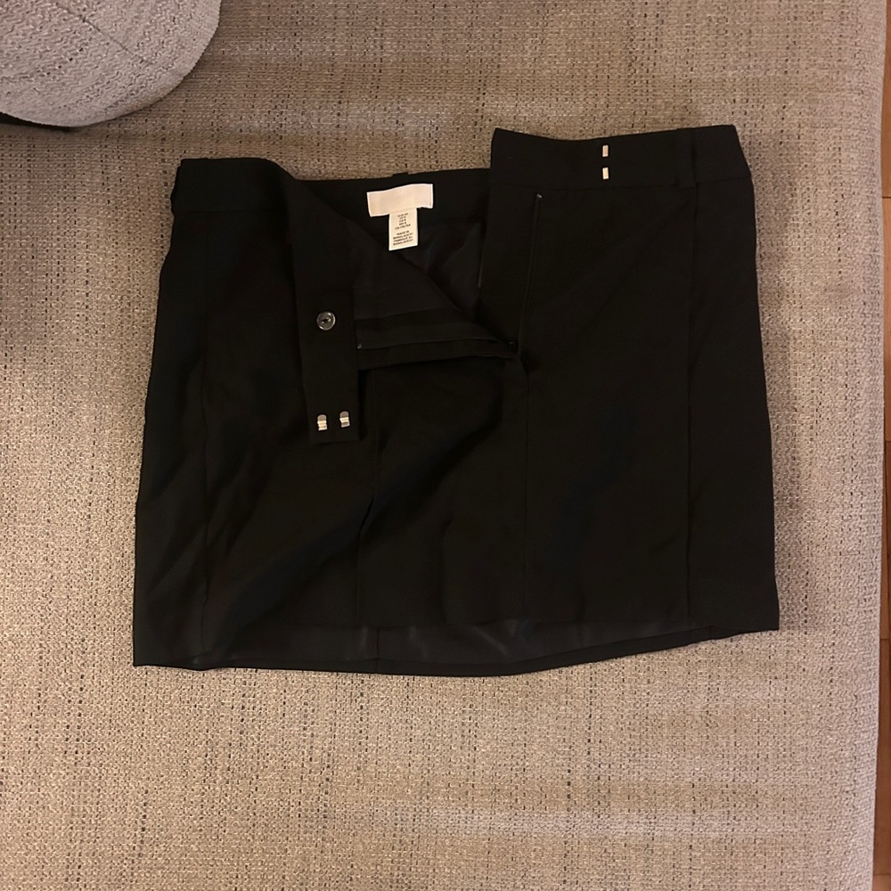 H&M Women's Black Mini Skirt